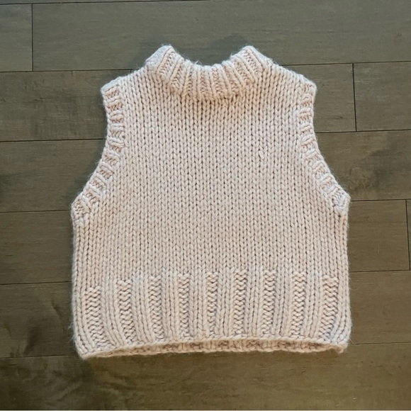 Wool and alpaca vest - Picture 3 of 3